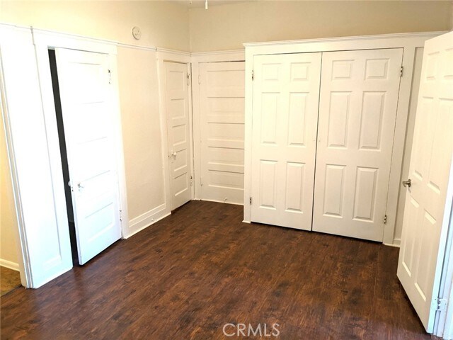 Building Photo - 234 W 4th St