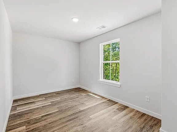 Building Photo - 261 Vanderbilt Rd