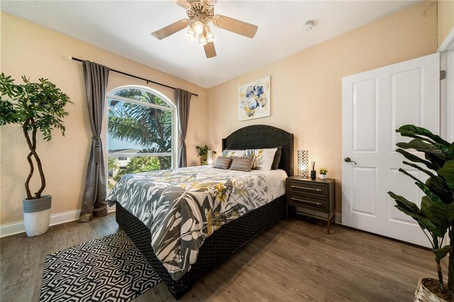 Building Photo - 1661 Seabreeze Dr