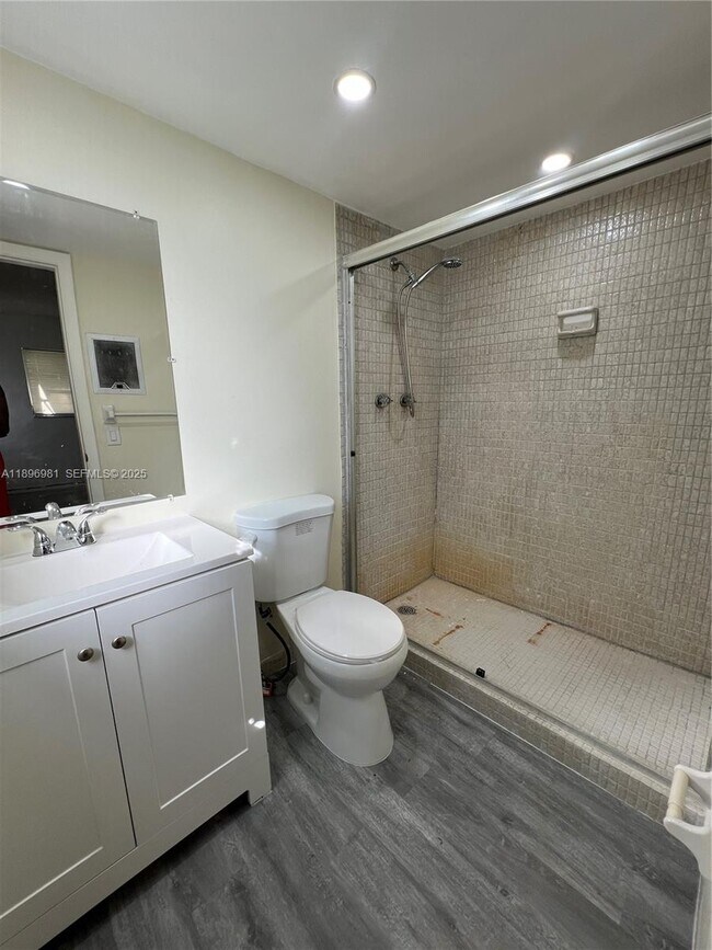 Building Photo - 1701 NW 46th Ave