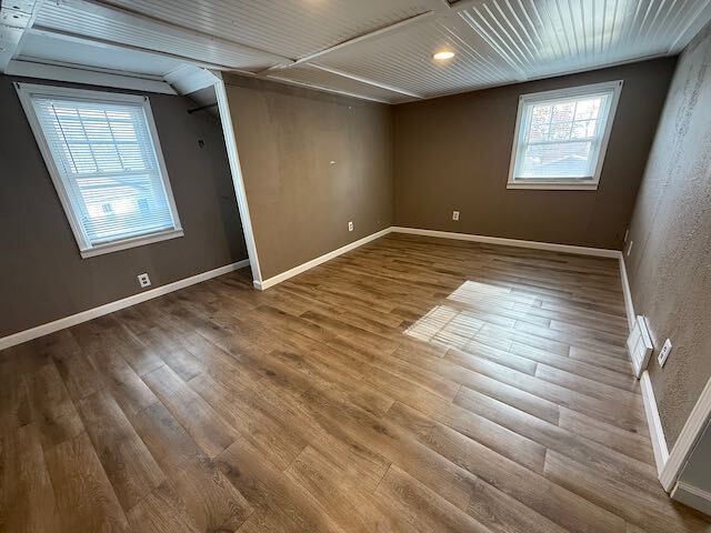 Building Photo - 3 BR Bungalow in North Peoria