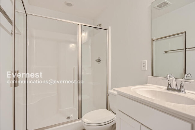 Building Photo - 307 Raines Ct