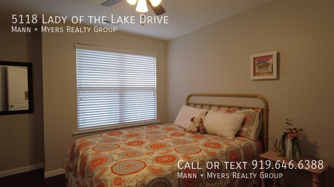 Building Photo - 5118 Lady of the Lake Dr