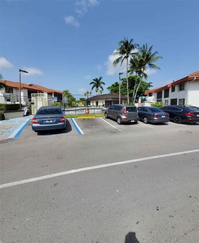Building Photo - 9791 SW 138th Ave