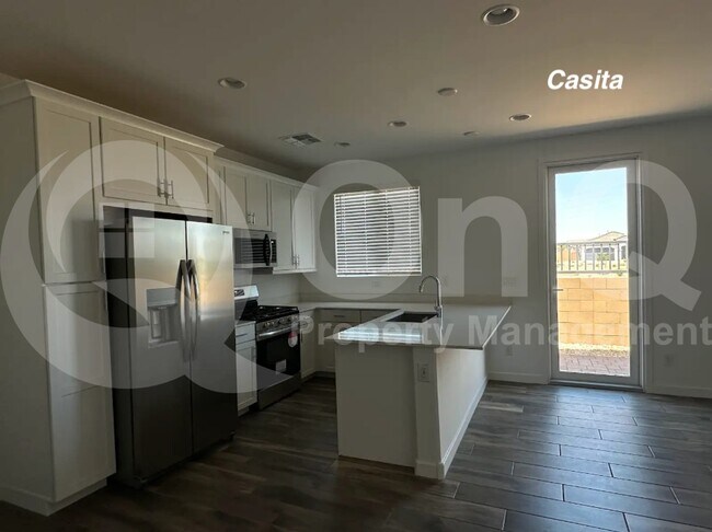 Building Photo - 3303 S Piedra Cir