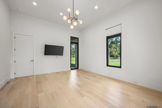 Building Photo - 9825 Fawn Vw Dr