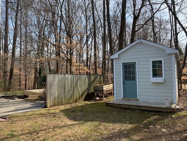 Building Photo - Location, Community, Quality Living. It St...