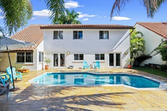 Building Photo - 2560 Bass Way