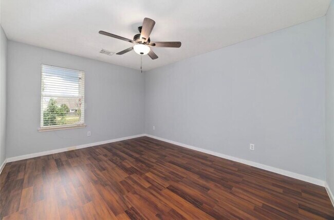 Building Photo - 2218 Laurel Birch Dr