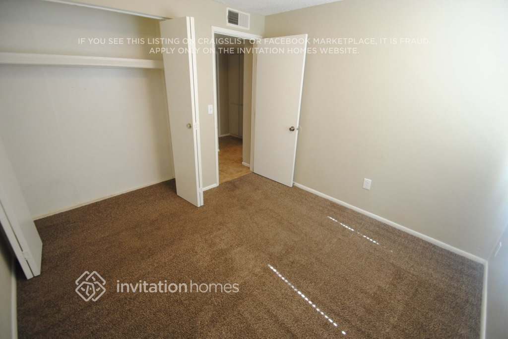 Building Photo - 1619 N 62nd Ave
