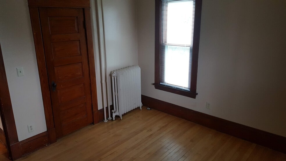 Bedroom 2 - 2217 Jackson St NE