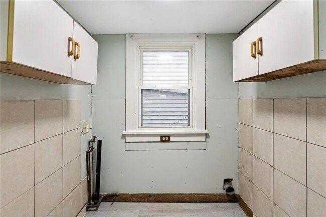 Building Photo - 3-Bedroom Home for Rent – $900.00/Month