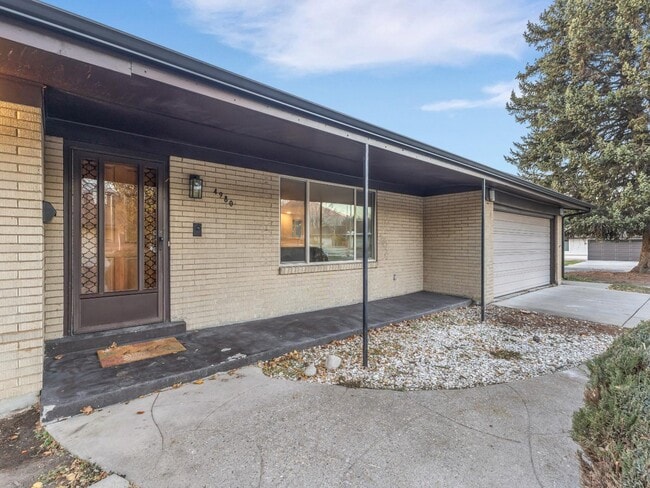 Building Photo - 4980 S 1645 E