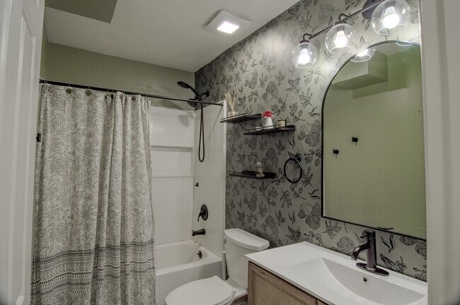 Building Photo - 4145 Autumn Heights Dr