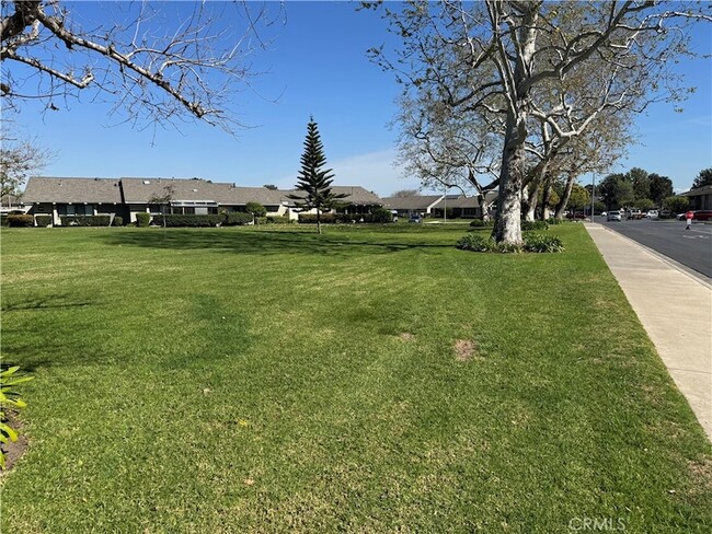 Building Photo - 8788 Coral Springs Ct