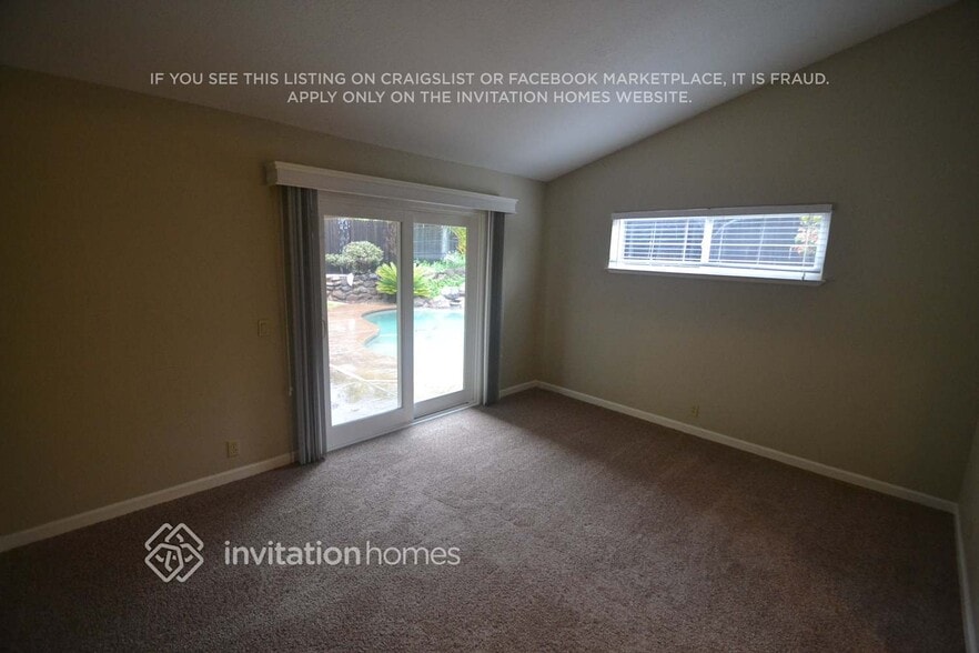Building Photo - 1505 Lariat Loop
