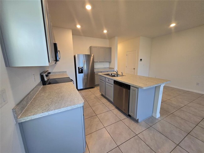 Building Photo - 1097 Blue Jay Dr