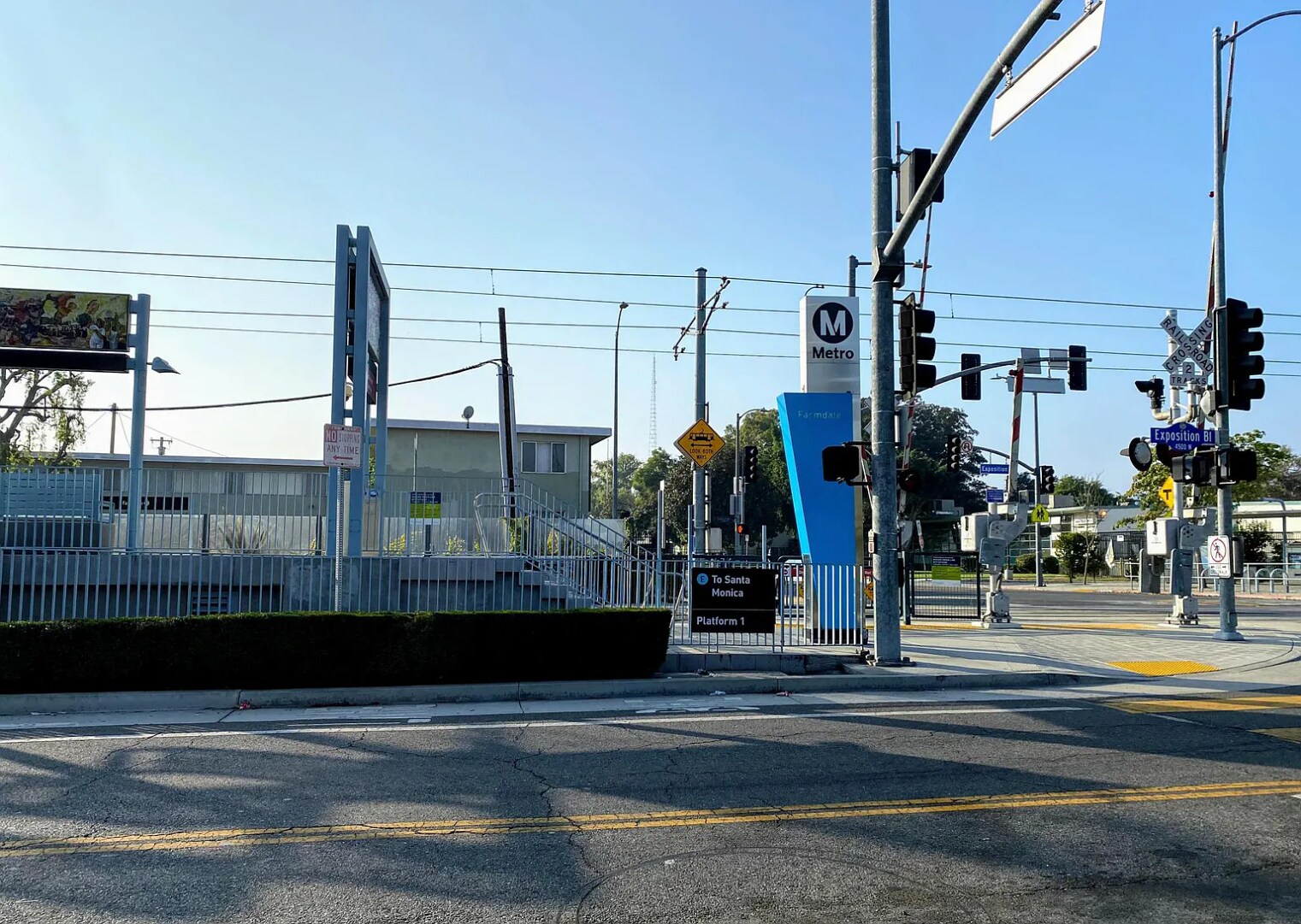 Building Photo - 4401 1/2 W Exposition Blvd