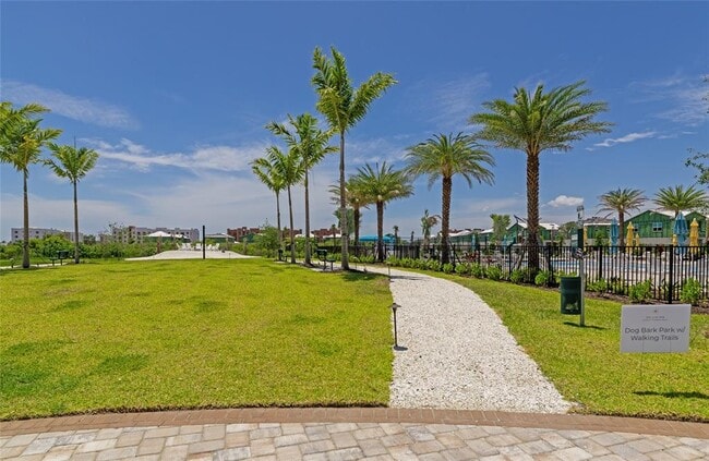 Building Photo - 12616 Cades Bay Cir