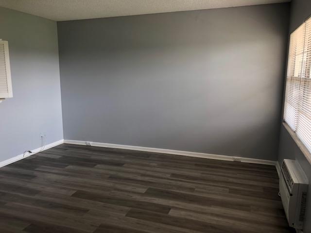 Building Photo - 148 Preston Way