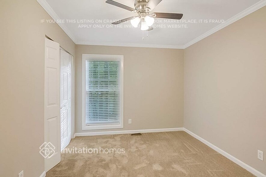 Building Photo - 1243 Gatehouse Dr