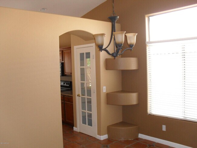 Building Photo - 6423 W Villa Linda Dr