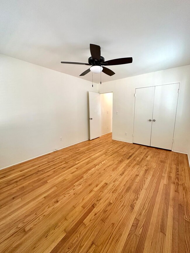 Building Photo - Beautifully Remodeled Unit on the East Side of Santa Barbara