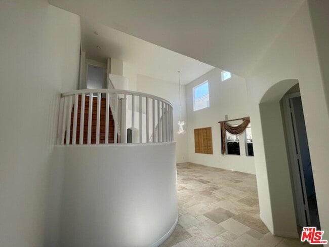 Building Photo - 24224 Edelweiss Ct