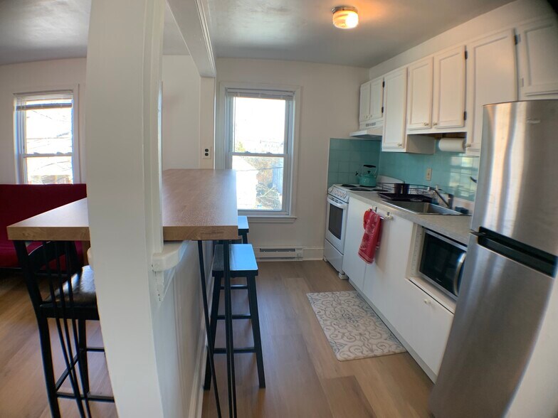 Building Photo - 28 Windom St