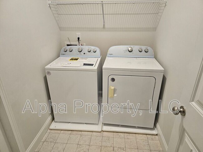 Building Photo - 73 Tannery Dr