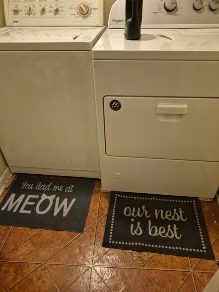 Building Photo - 146 Terrace Ave