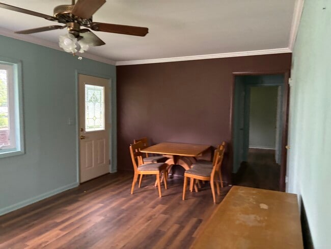 Building Photo - 103 Booth Dr