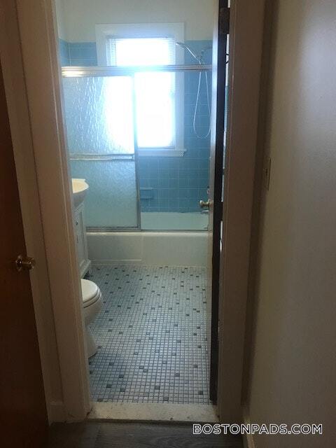 Building Photo - 90 Winthrop Shore Dr