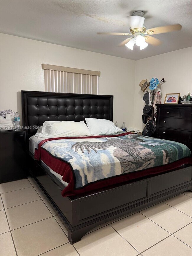 Building Photo - 4761 NW Flagler Terrace