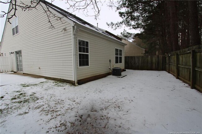 Building Photo - 5425 Golden Moss Trail