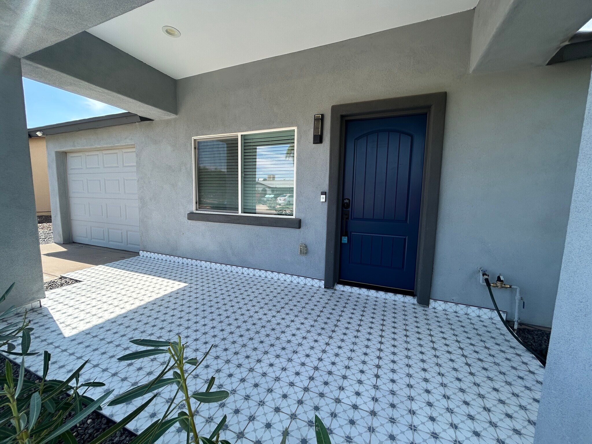 Building Photo - 3507 E Claire Dr