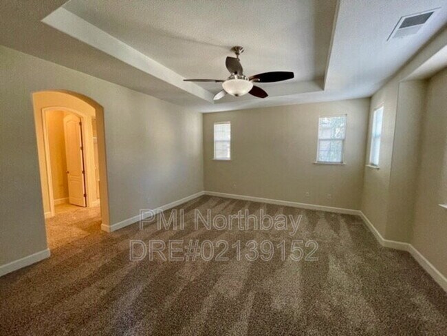 Building Photo - 6347 Newhaven Ln