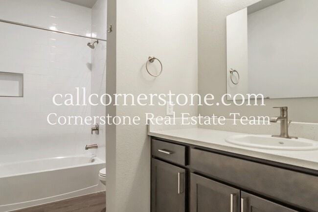 Building Photo - 5415 Necker Heights