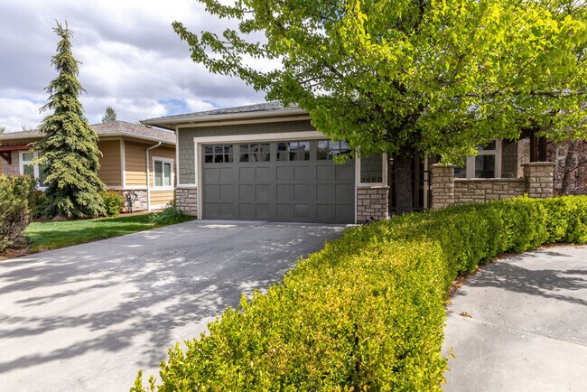 Building Photo - 3060 S Rookery Ln
