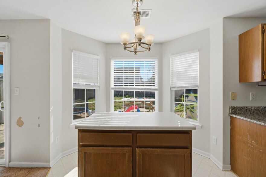 Building Photo - 306 Gauntlet Way