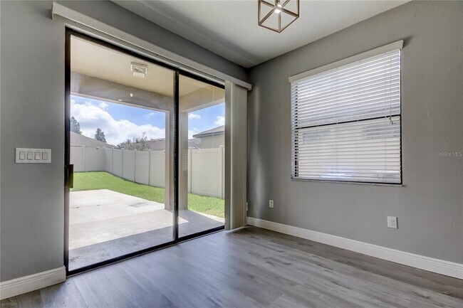 Building Photo - 10224 Celtic Ash Dr