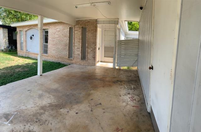 Building Photo - 7132 Larksong St