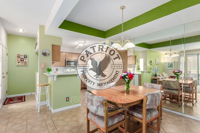 Building Photo - 9708 E Vía Linda