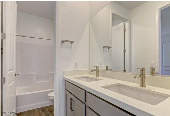 Building Photo - 1420 Song Lark Ln