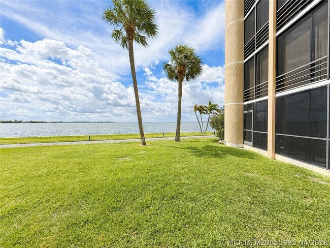 Building Photo - 3432 NE Causeway Blvd