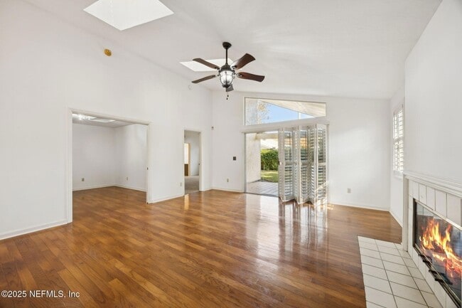 Building Photo - 4063 Mizner Ct