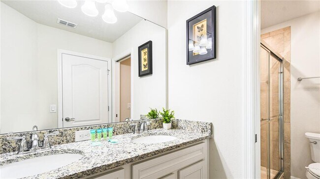Building Photo - 7219 Oakmoss Loop