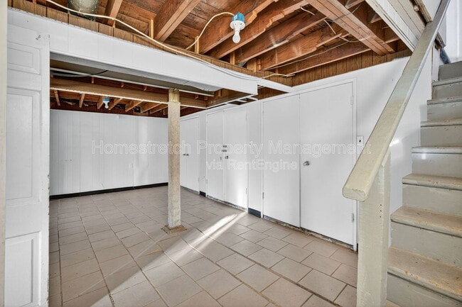 Building Photo - 1700 Dellwood Ct