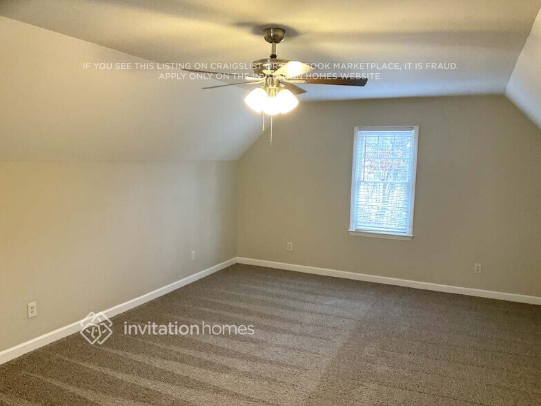 Building Photo - 19808 Coachmans Trace