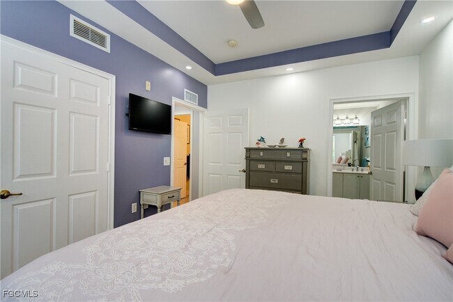 Building Photo - 1522 SW 50th St